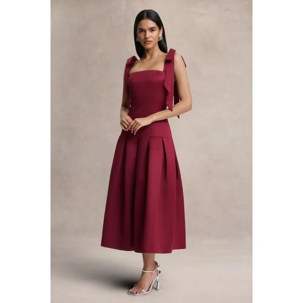 Alberta | Robe mi-longue en satin bordeaux avec bretelles nouées