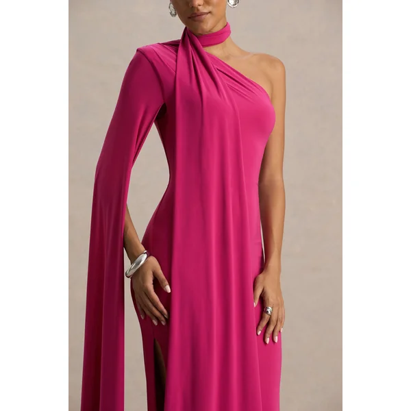 Amal | Robe longue rose vif à encolure asymétrique avec détail écharpe et manche cape
