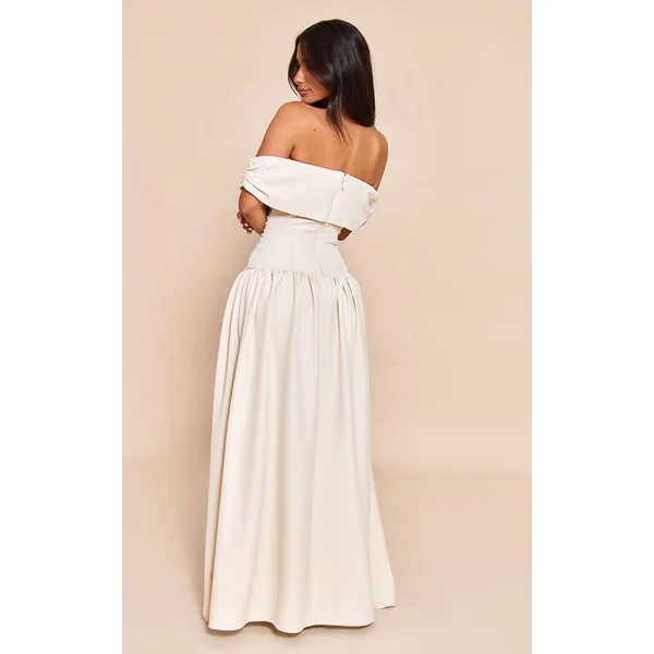 Amande Robe Maxi Plissée À Épaules Dénudées Petite