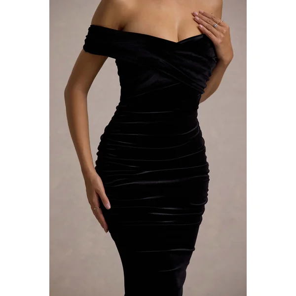 Apolline | Robe longue en velours noir à épaules dénudées et queue de poisson froncée