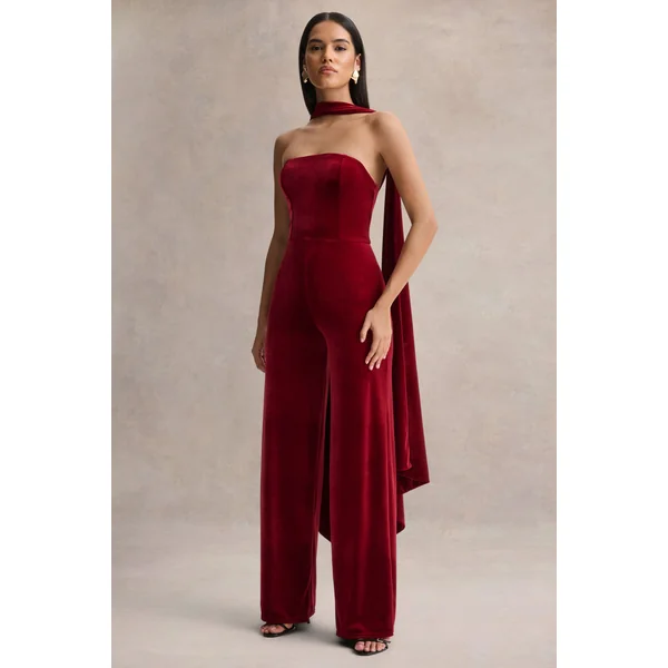 Arcane | Combinaison bordeaux en velours à encolure bandeau avec écharpe