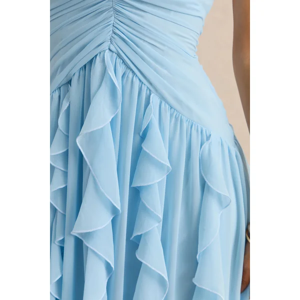 Bea | Robe longue bleu poudré à décolleté plongeant et volants