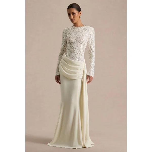 Beau | Robe longue en dentelle écrue à encolure ras-du-cou ornée avec détail drapé