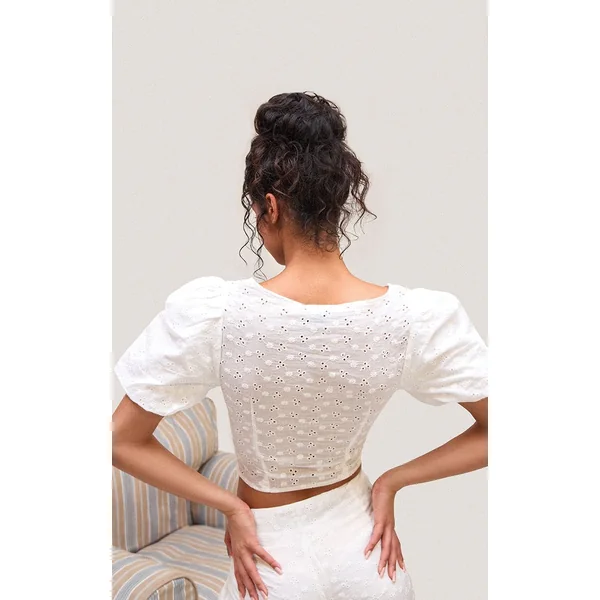 Blanc Top En Coton Broderie Anglaise À Manches Bouffantes Et Boutonnage Devant