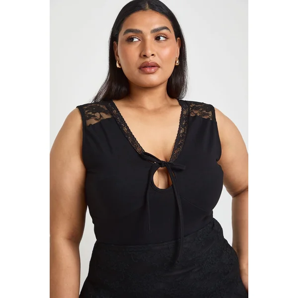 Body Grande Taille Avec Encolure Nouée À Trou De Serrure Et Finitions En Dentelle
