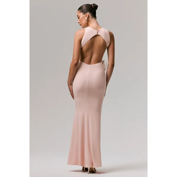 By Your Side | Robe longue rose à découpes et fente avec nœuds