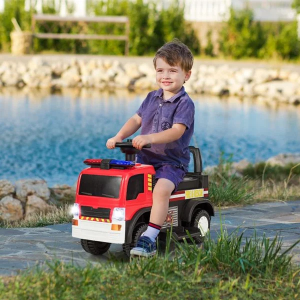 Camion de Pompiers Electrique pour Enfants de 3 à 6 ans Capacité 20 kg Vitesse 3 km/h Batterie 67x39x45cm Noir + Rouge