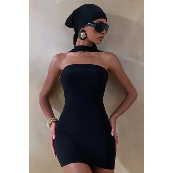 Caresse | Mini-robe noire bandeau avec détail foulard