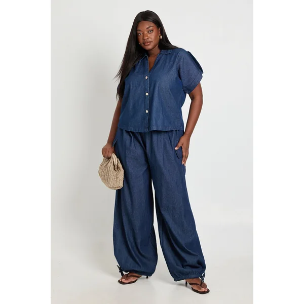Chemise Grande Taille En Chambray À Manches Courtes Avec Boutonnage