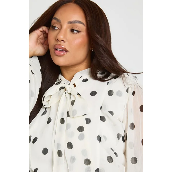 Chemisier Grande Taille En Mousseline À Pois Avec Manches Ballon