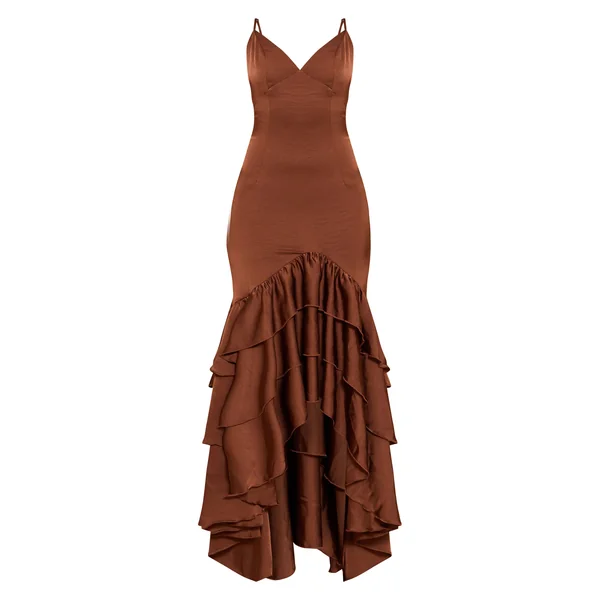 Chocolat Robe Longue En Satin À Pois Avec Décolleté Plongeant Et Ourlet À Volants Extrêmes