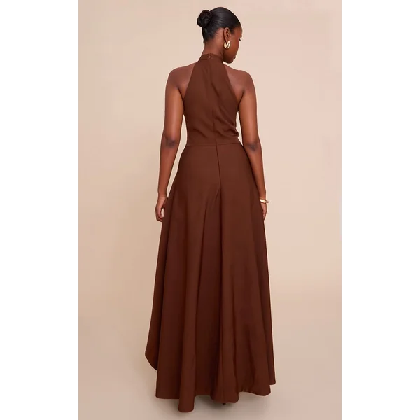Chocolat Robe Longue Tissée Dos Nu À Encolure Américaine Avec Sous-jupe Plissée