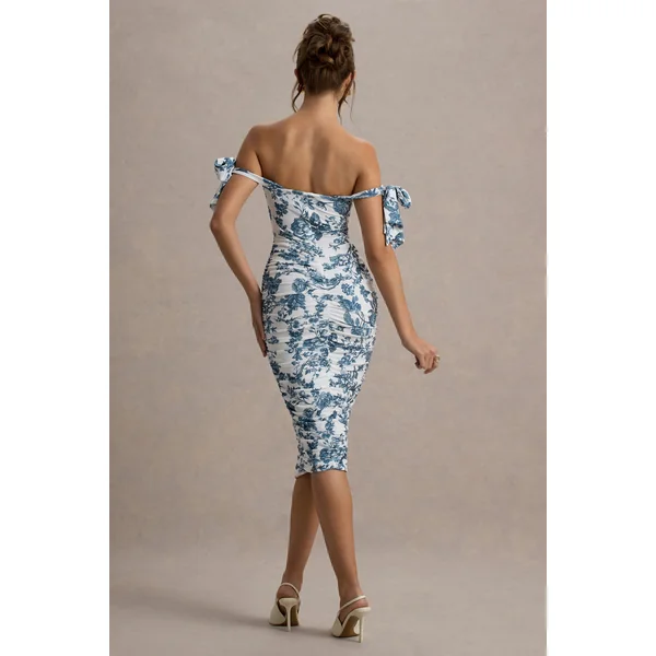 Citrus | Robe Mi-Longue Bleue à Imprimé Porcelaine Décolleté Bardot et Bretelles à Nœuds