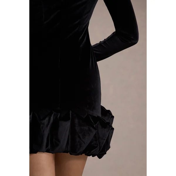 Claudine | Mini-robe en velours noir à manches longues et fronces