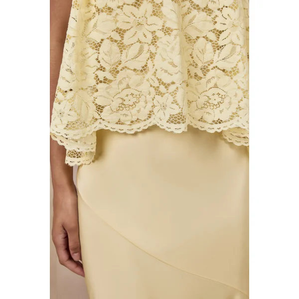 Clemency | Robe longue bandeau en dentelle et satin mat citron