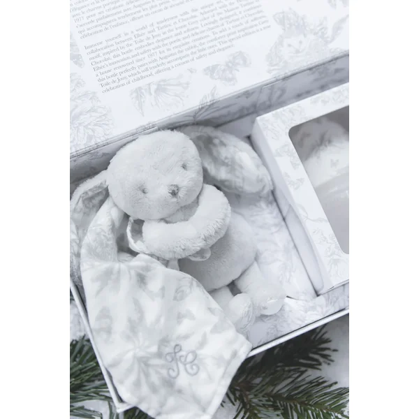 Coffret Doudou et biberon toile de Jouy grise Elhée x Tartine et Chocolat - Soins Bébé Naturels & Produits Maman Après Naissance
