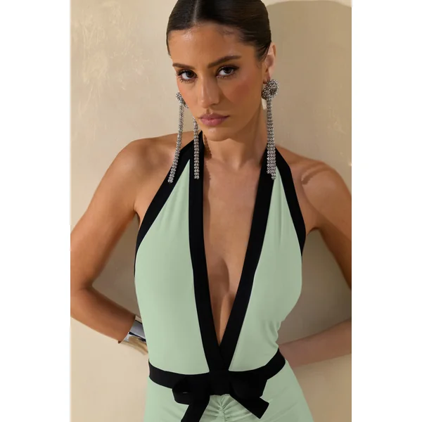 Cosmina | Robe longue menthe à décolleté plongeant avec détail nœud