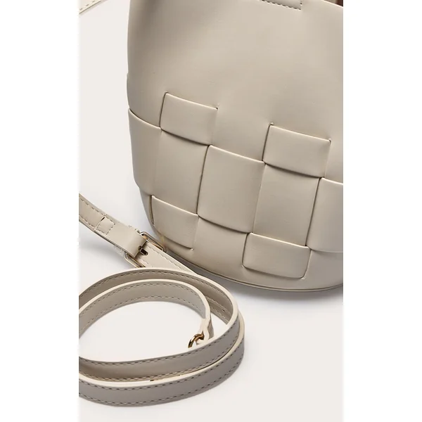 Crème Sac Bandoulière En Synthétiquecuir Souple Avec Détail Tressé
