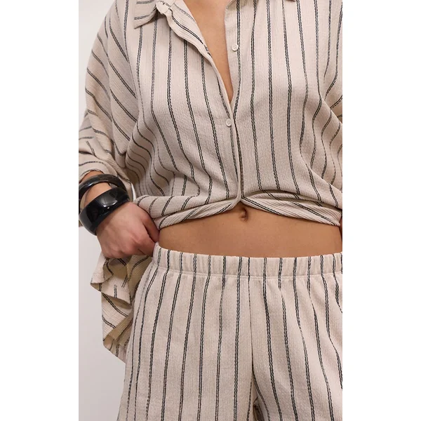 Crème Short Coordonné À Rayures Texturées