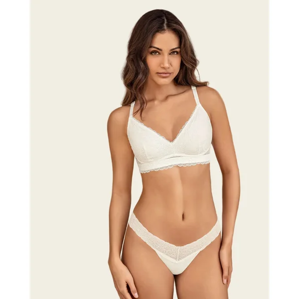 Culotte brésilienne avec dentelle à la taille et tissu lisse