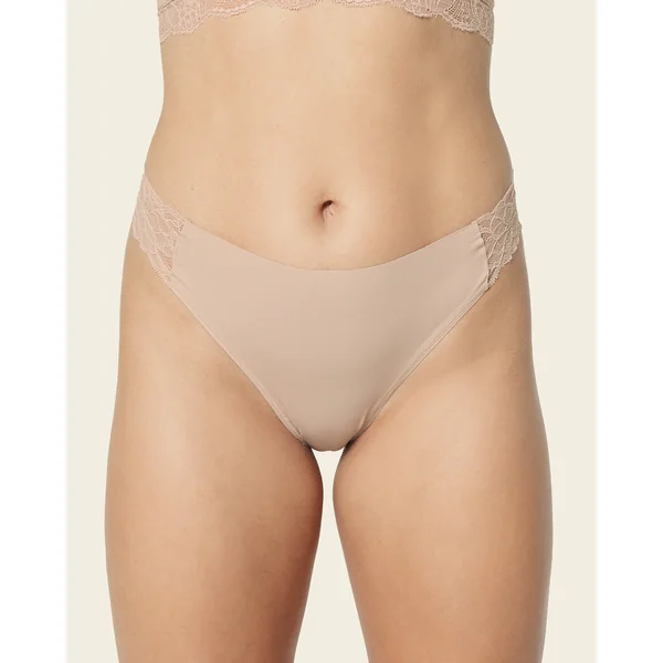 Culotte brésilienne invisible avec des touches de dentelle à la taille