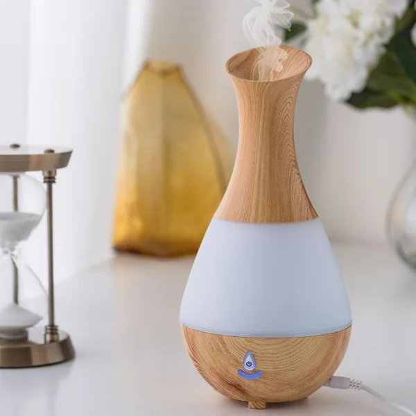 Diffuseur 235 ML Huiles Essentielles Humidificateur Portable Brume fraîche Différentes Couleurs LED Chambre Salon Spa