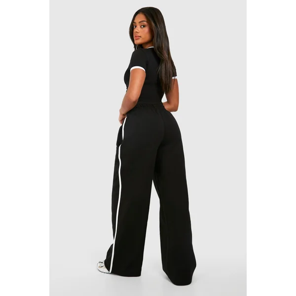 Ensemble T-shirt à détail de passepoil et joggeurs à jambe droite