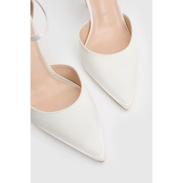 Escarpins De Mariée Megan En Satin À Boucle Ornée De Strass, Bride Bipartite Et Talon Aiguille Haut À Bout Pointu
