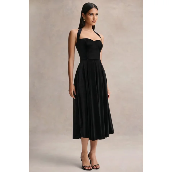 Esmeray | Robe mi-longue noire en velours à décolleté cœur