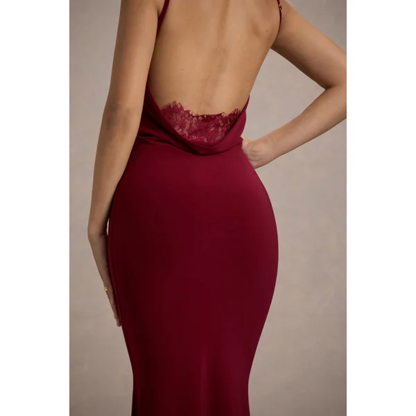 Francoise | Robe longue rouge cerise à col bénitier et dos nu avec dentelle