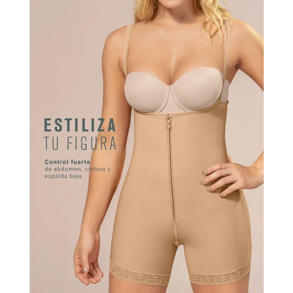Gaine courte avec rembourrage des fesses