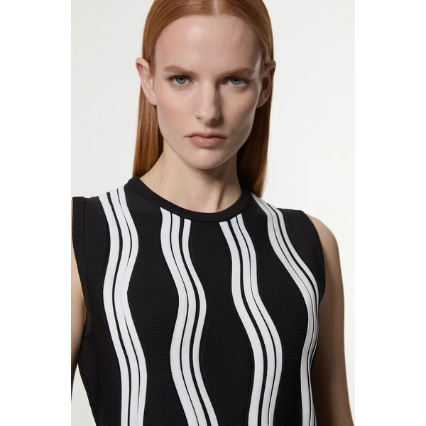 Haut en tricot à motif de vague contrastant avec franges