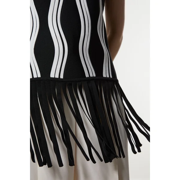 Haut en tricot à motif de vague contrastant avec franges