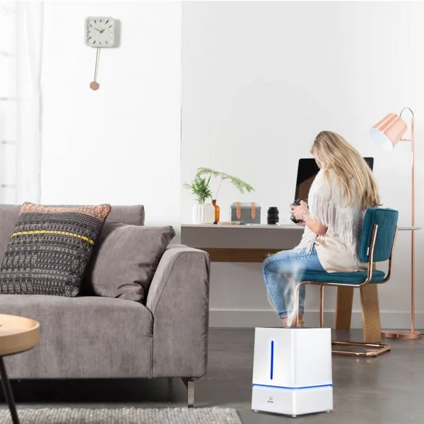 Humidificateur à Ultrasons Brumisateur Froid Brume Humidificateur d’Air, réservoir 4 Litres, 23W, 17x17x25cm, Blanc