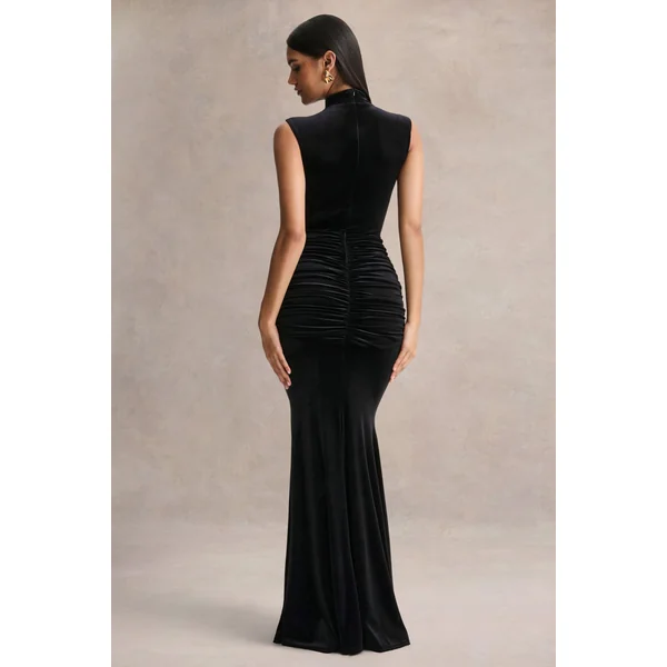 Idalina | robe longue noire en velours à col montant avec détails froncés