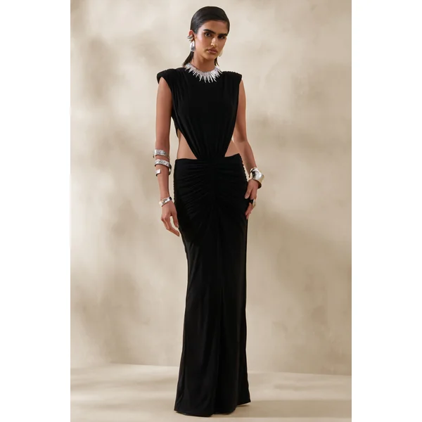 Imelda | Robe longue noire à encolure bateau avec découpes sur le corps
