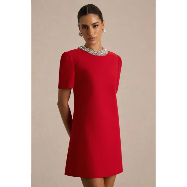 Jackie | Robe Mini Rouge à Encolure Haute Ornée de Strass