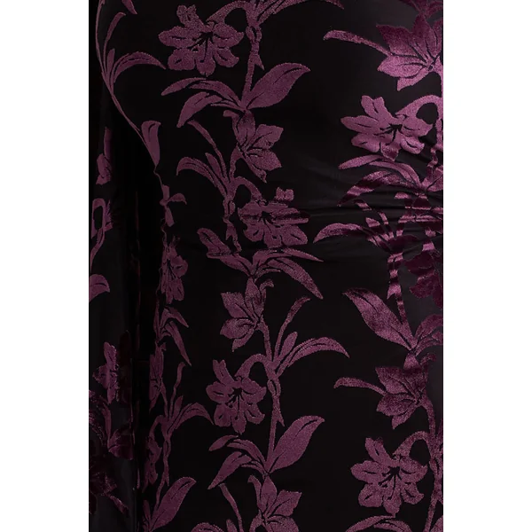 Janet | Robe longue devoré noir et bordeaux, col montant et découpes