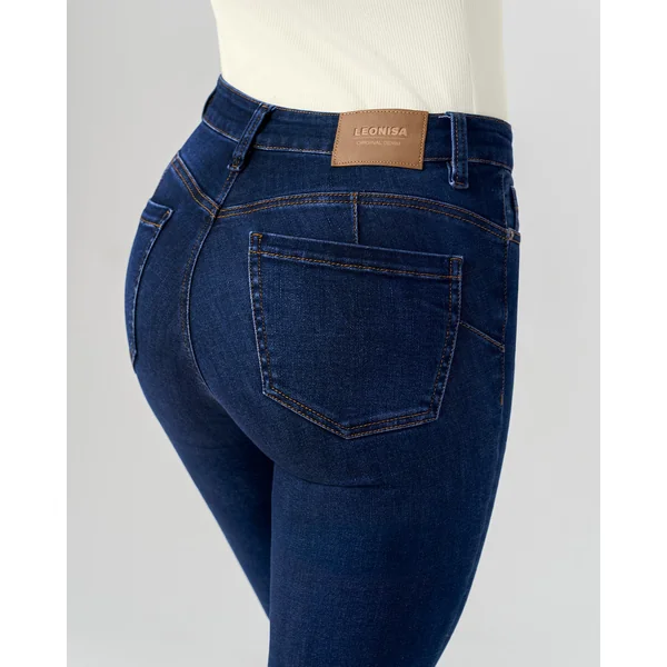 Jean push-up coupe flare