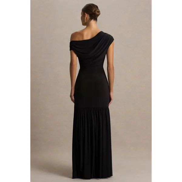 Kady | Robe longue noire à encolure asymétrique avec détail froncé et fente haute sur le devant