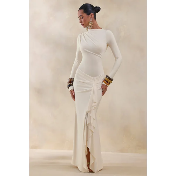 Karessa | Robe longue crème à encolure haute avec détails froncés et fente haute sur le devant