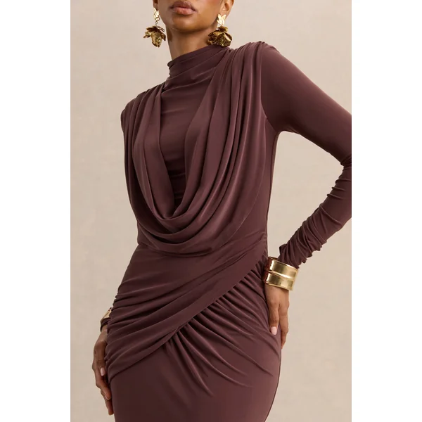 Karinthia | Robe longue marron à encolure haute et détails drapés