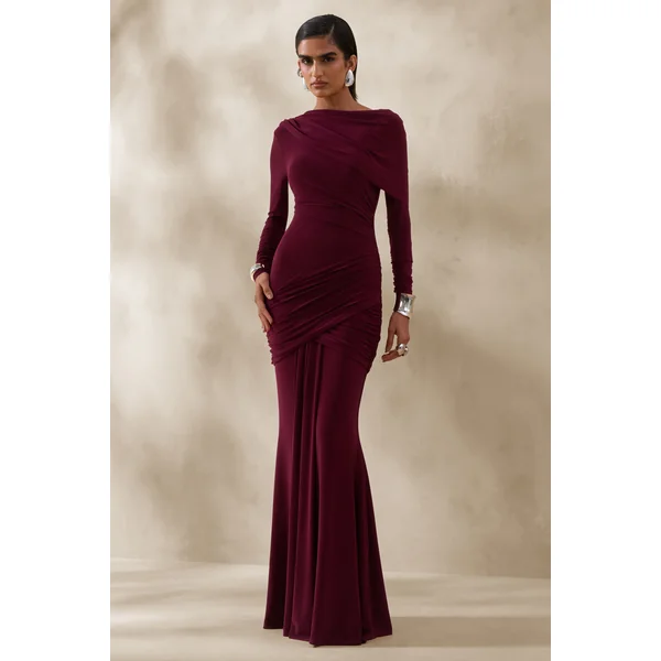 Kessara | Robe longue bordeaux à encolure asymétrique avec écharpe et détails froncés