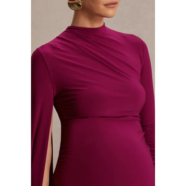 Lavinia | Robe mi-longue de maternité couleur baie à col montant et manche cape