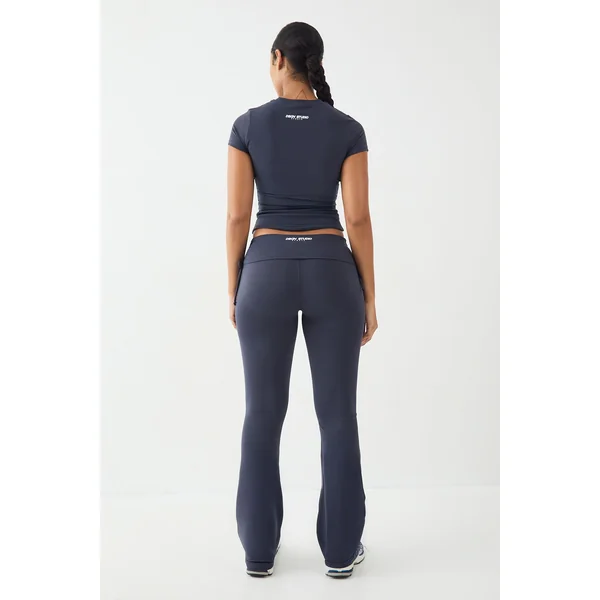 Legging Évasé Ultra Sculptant à Détails Froncés Latéraux DSGN Studio