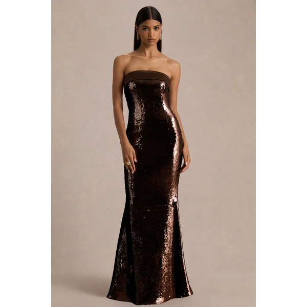 Leona | Robe longue marron à sequins avec décolleté bandeau et finitions en satin
