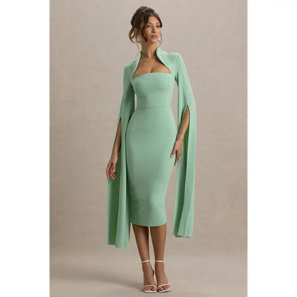 Linden | Robe Mi-Longue Moulante Vert Clair à Manche Cape