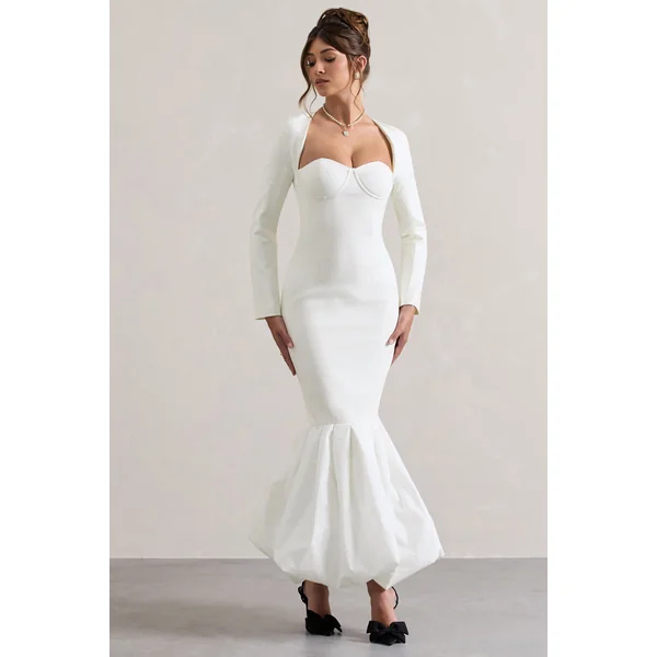 London | Robe longue crème encolure en coeur et longueur volumineuse
