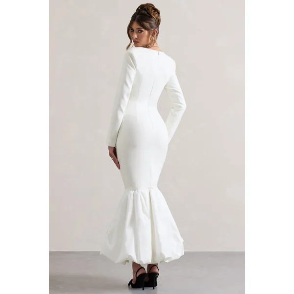London | Robe longue crème encolure en coeur et longueur volumineuse