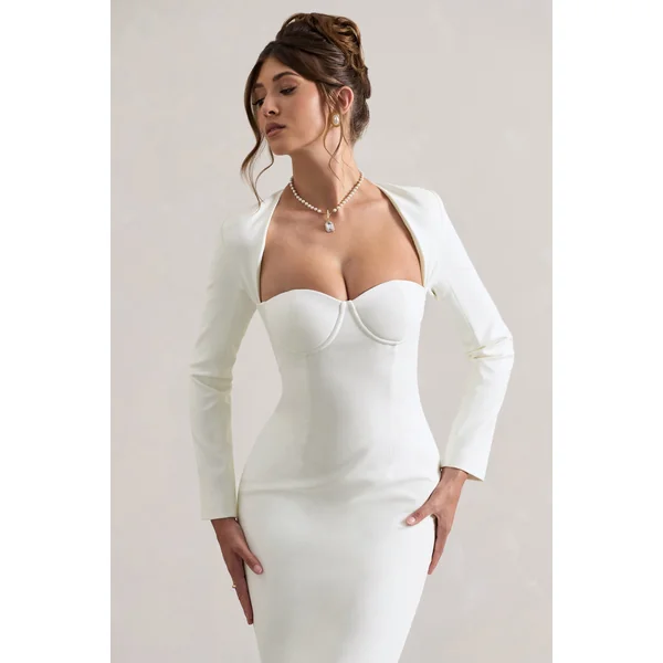 London | Robe longue crème encolure en coeur et longueur volumineuse